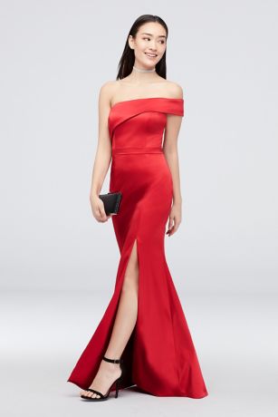 One Shoulder Red Dress